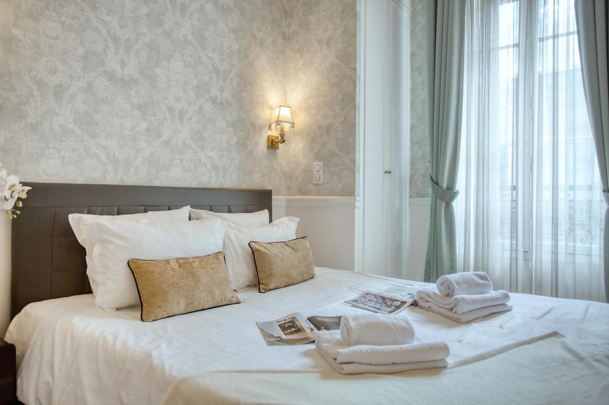 Luxueux 200M2 5Ch Champs Elysees A 1Min Perle Rare Париж Экстерьер фото