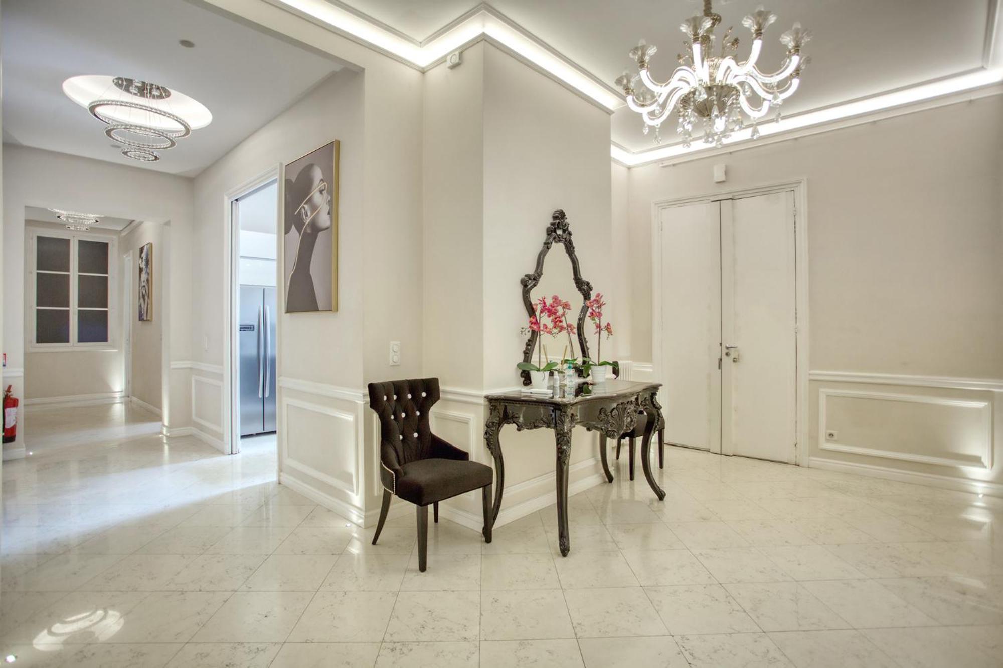 Luxueux 200M2 5Ch Champs Elysees A 1Min Perle Rare Париж Экстерьер фото