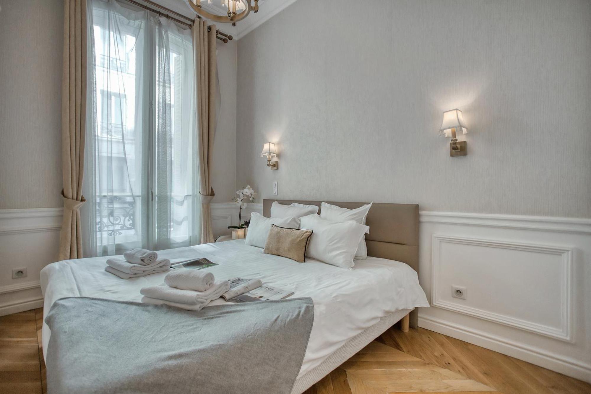 Luxueux 200M2 5Ch Champs Elysees A 1Min Perle Rare Париж Экстерьер фото