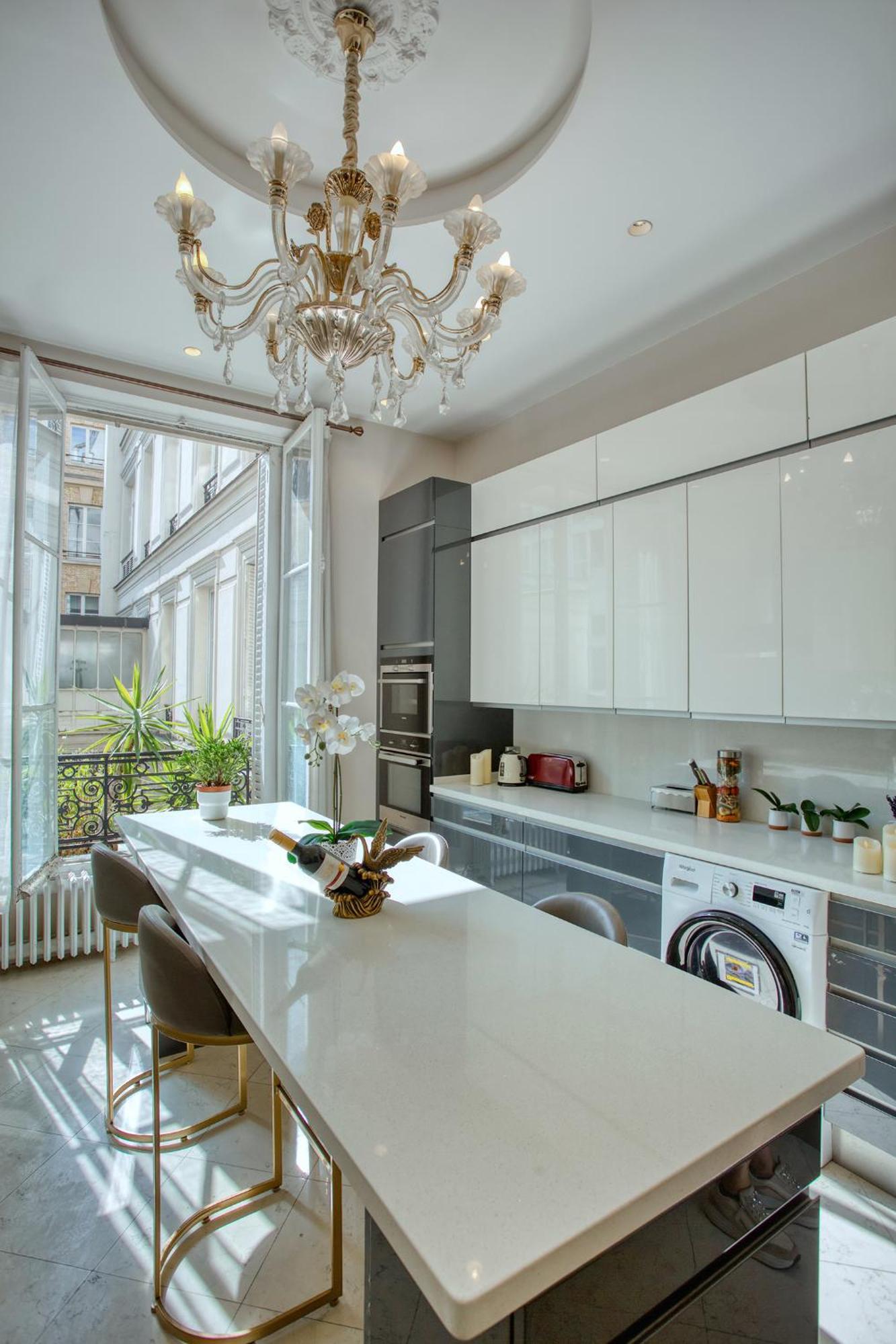 Luxueux 200M2 5Ch Champs Elysees A 1Min Perle Rare Париж Экстерьер фото