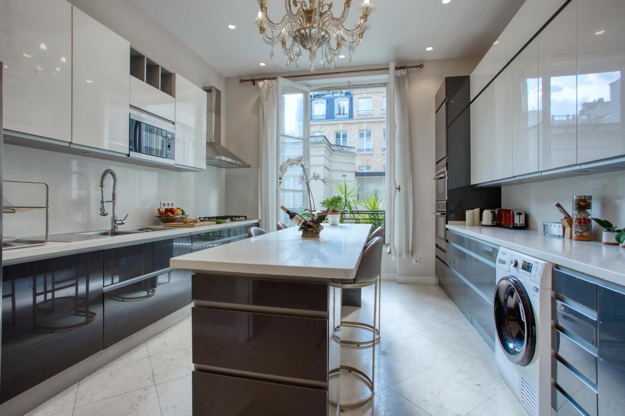 Luxueux 200M2 5Ch Champs Elysees A 1Min Perle Rare Париж Экстерьер фото