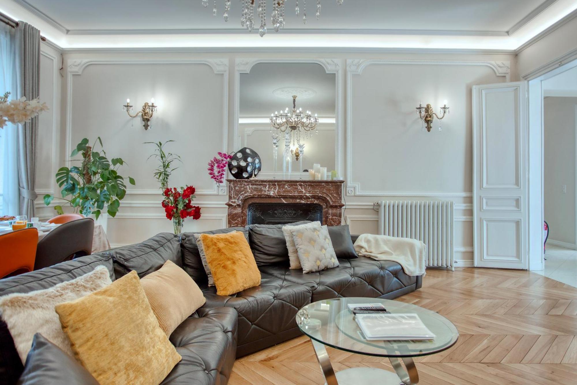 Luxueux 200M2 5Ch Champs Elysees A 1Min Perle Rare Париж Экстерьер фото